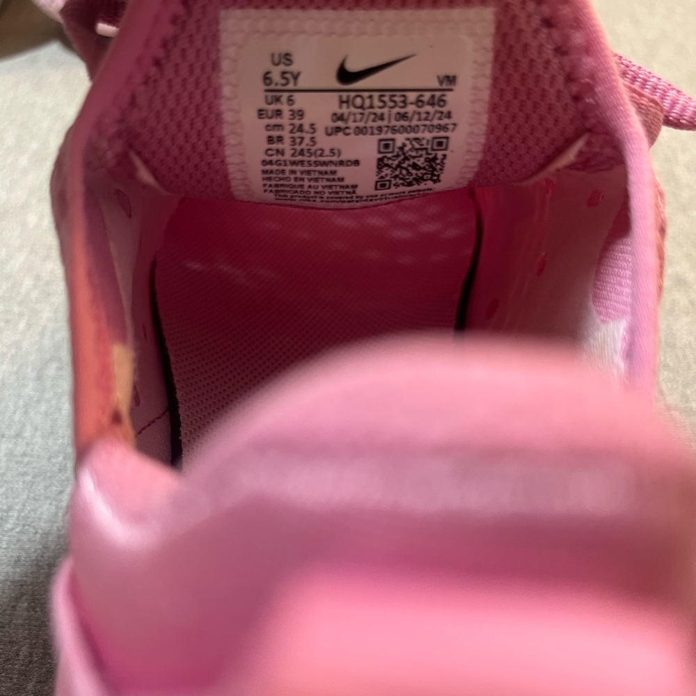 Nike Air Max 270 BG Flamingo Pink Pink Foam Size 6.5Y/ Women's Size 8 HQ1553-646 - Picture 10 of 11